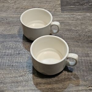 Two Diversified Polar White Heavy Duty Stackable Coffee Mugs 14oz